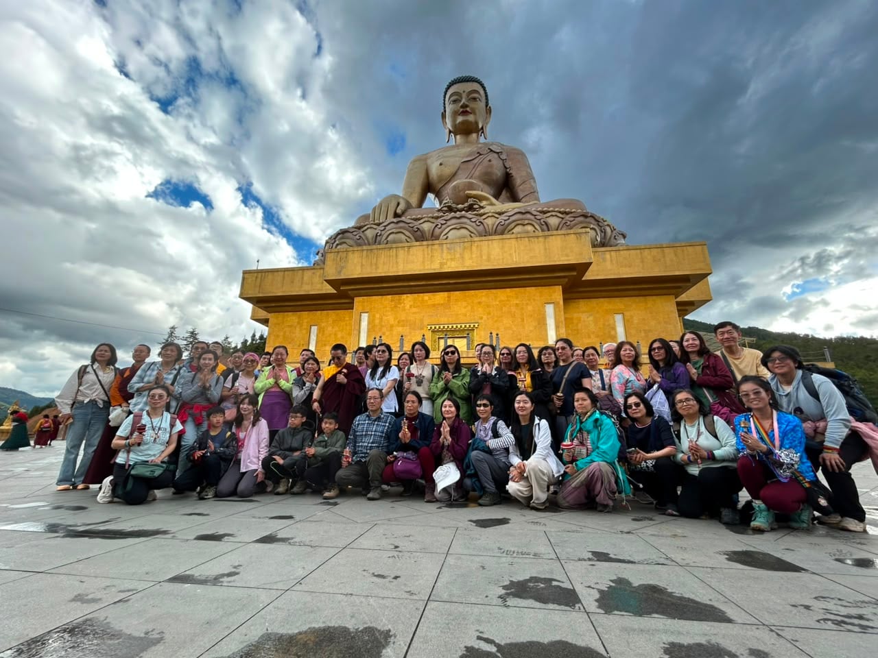 Pilgrimage at Buddha Dordenma